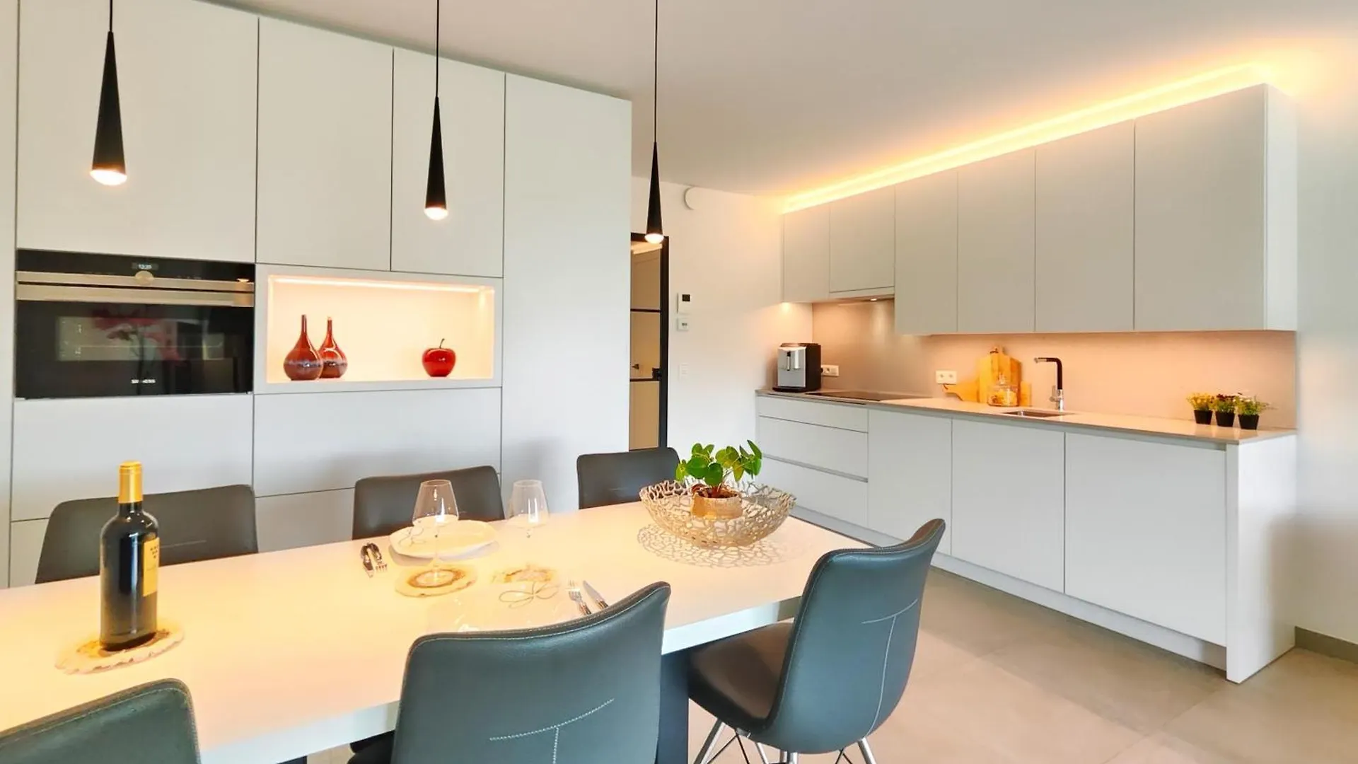 Modern Luxury 1-Bedroom Apartment Close To The Beach And The Sea T21 Ostend